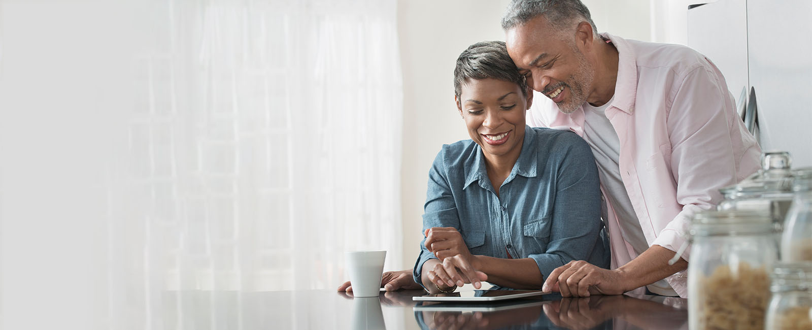 Tesft Financial Group - Modern banking experience